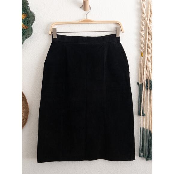 Wilsons Leather Dresses & Skirts - Wilsons Black Suede Leather Pencil Skirt Size 10 Vintage